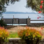 Waterfront By Villa2be * Barbati