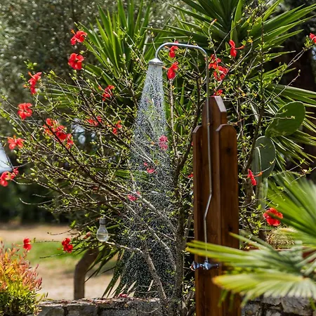 Σπίτι διακοπών Waterfront By Villa2be Μπαρμπάτι