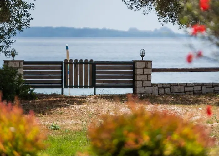 Waterfront By Villa2be * Barbati